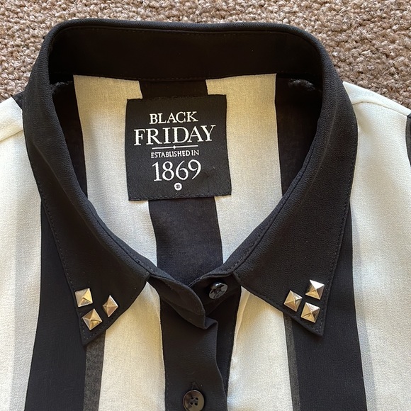 BLACK FRIDAY black + white striped sheer top +collar stud detailing - Picture 8 of 12